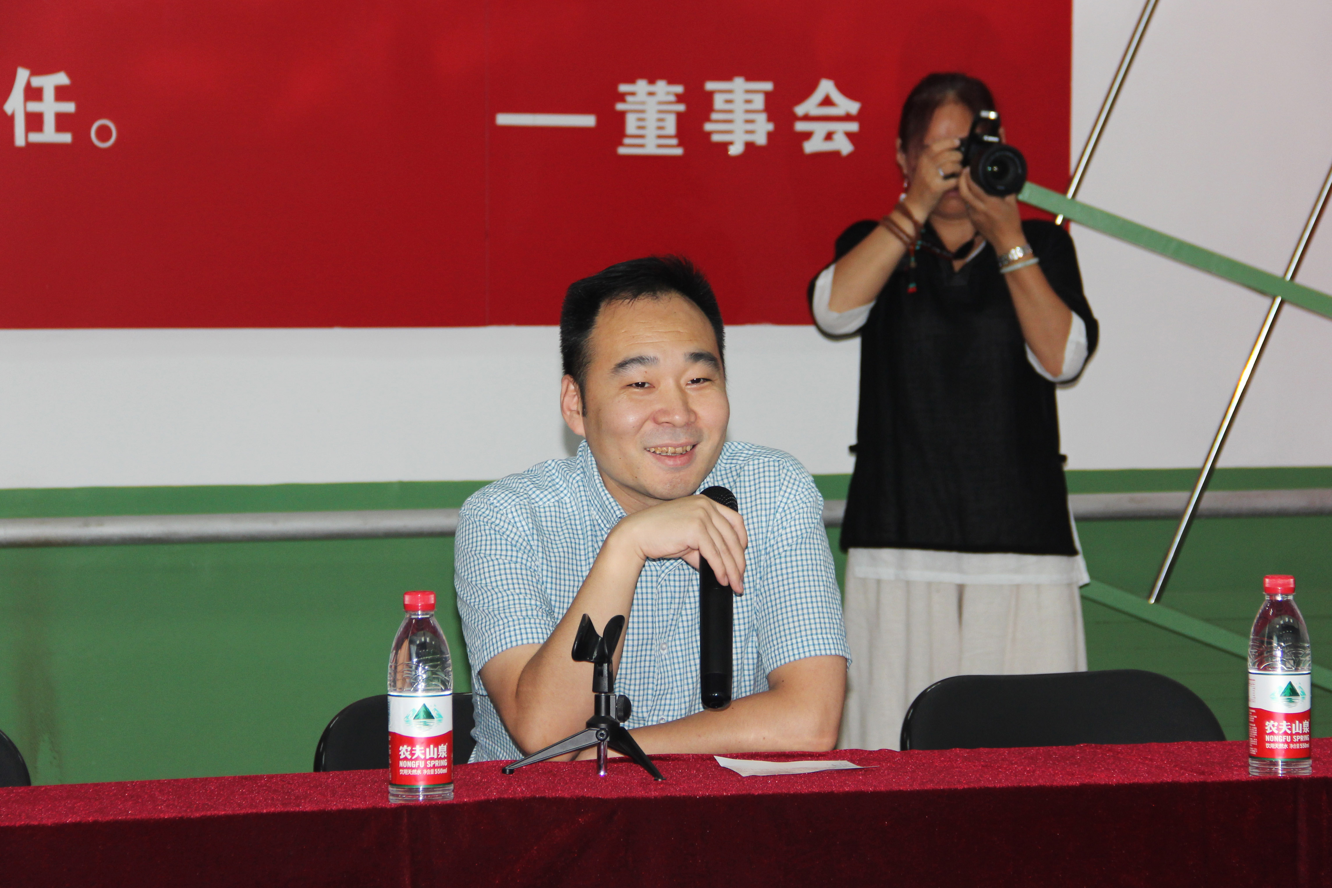 <b>【教子有方】父母學(xué)堂公益課走進濟寧心心酒業(yè) </b>